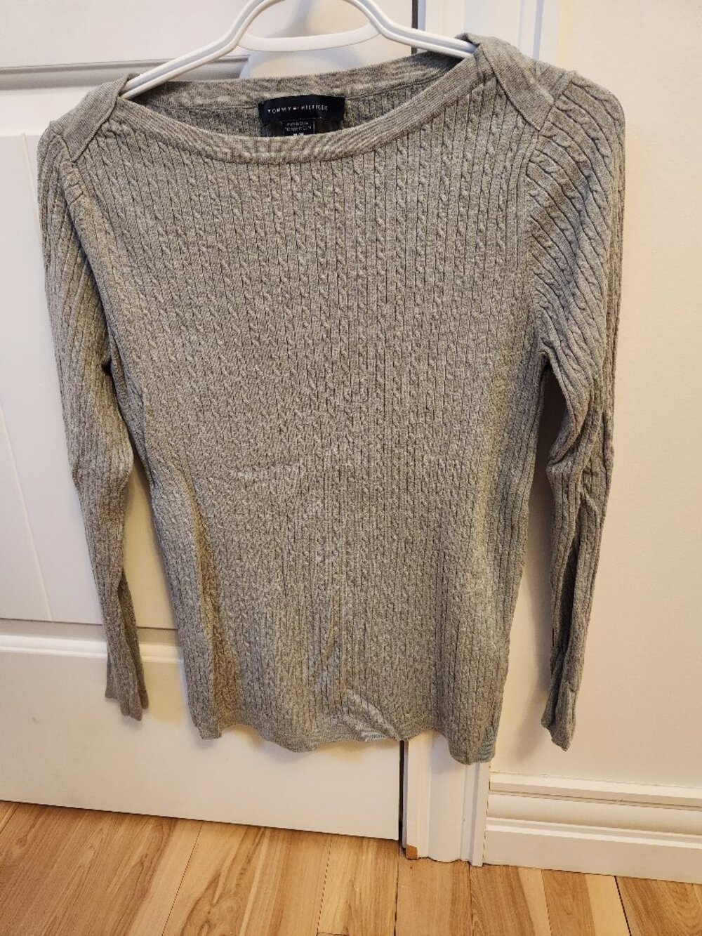 Tommy Hilfiger Gray Sweater